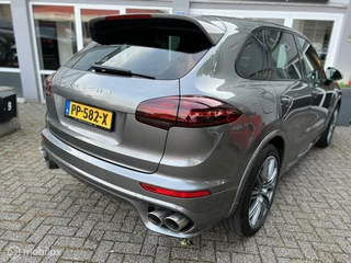 Porsche Cayenne Porsche Cayenne 4.2 D S - afbeelding nr 40