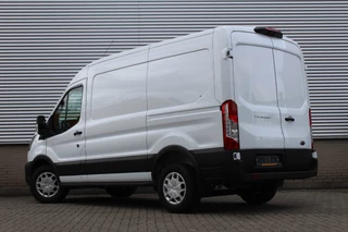 Ford Transit Ford Transit 330 2.0 TDCI L2H2 Trend | Laadruimtebetimmering | Navigatie | Adaptieve Cruise | 360 Camera - afbeelding nr 3