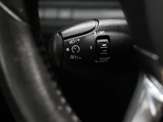 Peugeot 2008 Peugeot 2008 1.2 PureTech Allure [NAVIGATIE, APPLE CARPLAY, ANDROID, CLIMATE CONTROL, PARKEERSENSOR, CRUISE CONTROL, NIEUWSTAAT] - afbeelding nr 13