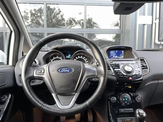 Ford Fiesta Ford Fiesta 1.0 EcoBoost Titanium NAVIGATIE|TREKHAAK|WINTER PAKKET|BLUETOOTH|LED|PARKEERSENSOREN|SFEERVERLICHTING - afbeelding nr 14