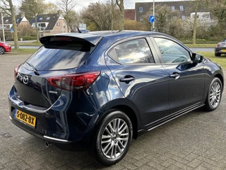 Mazda 2 Mazda 2 1.5 Skyactiv-G Luxury 1e Eig. NL-Auto, Dealer Ond., Android/Carplay Auto, Navigatie, A.Rijcamera, Stoel & Stuur verw., LM velgen, Originele Auto nette auto. - afbeelding nr 4