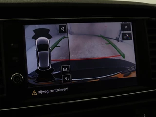 SEAT Leon SEAT Leon 2.0 TDI FR | Panoramadak | Virtual Cockpit | Maxton | Stoelverwarming | Adaptive cruise | Camera | Carplay | Sfeerverlichting | Full LED - afbeelding nr 18