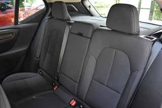 Volvo XC40 Volvo XC40 T2 129pk Aut. Business Pro | Trekhaak | Park Assist | Climate | - afbeelding nr 17