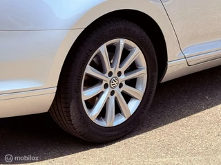Volkswagen Passat Volkswagen Passat Variant 1.4 TSI | Clima | Cruise | Navi - afbeelding nr 14