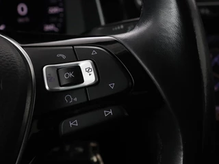 Volkswagen Golf Volkswagen Golf 1.0 TSI Highline | Full LED | Virtual Cockpit |  Carplay | Adaptive cruise | Navigatie | Climate control | Parkeerhulp | Sportstoelen - afbeelding nr 14