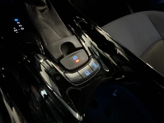 Toyota C-HR Toyota C-HR 1.2 Bi-Tone | CAMERA | NAVI | KEYLESS | LMV | METALLIC | LED - afbeelding nr 69
