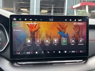 Škoda Octavia Škoda Octavia 2.0 TSI RS 265PK PANO-DAK/TREKHAAK/CAMERA/STOELVER/STUURVERW - afbeelding nr 29