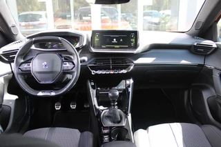 Peugeot 2008 Peugeot 2008 1.2 130PK GT | NAVIGATIE 10