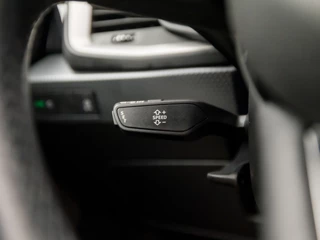 Audi A1 Sportback Audi A1 Sportback 25 TFSI Pro Line Sport Automaat (APPLE CARPLAY, GETINT GLAS, LM VELGEN, SPORTSTOELEN, LANE ASSIST, PARKEERSENSOREN, NIEUWSTAAT) - afbeelding nr 20
