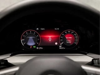 Volkswagen Golf Automaat (APPLE CARPLAY, GROOT NAVI, STUUR/STOELVERWARMING, GETINT GLAS, SPORTSTOELEN, PARKEERSENSOREN, ADAPTIVE CRUISE, DAB+, NIEUWE APK, NIEUWSTAAT) - afbeelding nr 22