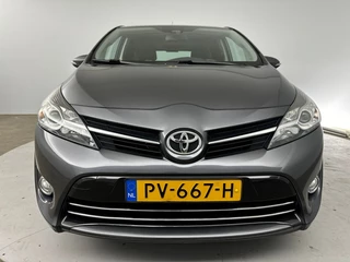 Toyota Verso Toyota Verso 1.8 VVT-i SkyView Edition | Panoramadak | Trekhaak | Navigatie - afbeelding nr 29