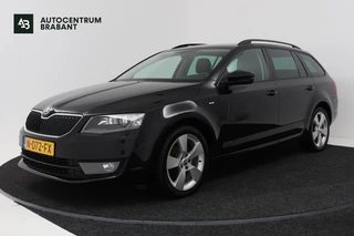 Škoda Octavia Combi 1.0 TSI Greentech Style Business (NAVIGATIE, STOELVERWARMING, PARKEERSENSOREN)