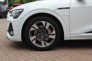 Audi e-tron Audi e-tron Sportback 50 quattro S edition 71 kWh / Panoramadak / Camera / Luchtvering / 20'' / Leder&Alcantara / DAB / ACC / Navigatie / Stoelverwarming - afbeelding nr 12