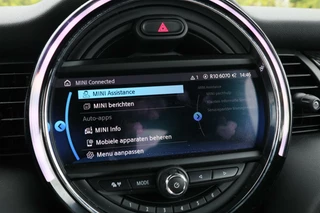 MINI Cooper Cabrio Mini Cabrio 2.0 John Cooper Works Chili 232 PK |Led|Schaalstoelen|Pdc|CarPlay|ACC|Adaptief Onderstel|Dealer onderhouden - afbeelding nr 17