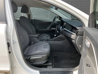 Kia Niro Kia Niro 1.6 GDi PHEV DynamicLine AUT. | 1e eigenaar | dealer onderhouden | apple carplay | adaptieve cruise | camera - afbeelding nr 16