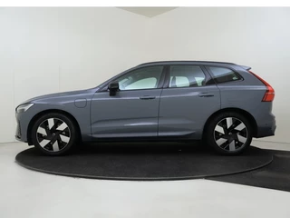 Volvo XC60 Volvo XC60 T6 AWD Ultimate Dark | Luchtvering | Trekhaak | Panoramadak | - afbeelding nr 3