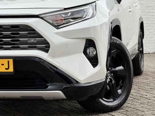 Toyota RAV4 Toyota RAV4 2.5 Hybrid AWD Dynamic Adaptieve cruise control Climate control Stoelverwarming Dodehoekdetectie Keyless Full LED - afbeelding nr 16
