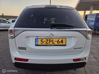 Mitsubishi Outlander Mitsubishi Outlander 2.0 Business Edition Aut/7Pers/NLAuto - afbeelding nr 5