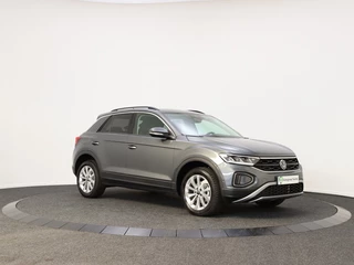 Volkswagen T-Roc Volkswagen T-Roc 1.5 TSI Life Bns | Private Lease 639,- p.m. | Navigatie | Camera - afbeelding nr 13