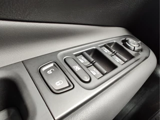Jeep Renegade Jeep Renegade 4xe 240 PLUG-IN HYBRID ELECTRIC NEW UPLAND AUT. Keyless | Dodehoeksensoren | Navi | Carplay - afbeelding nr 26