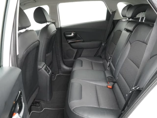 Kia Niro - Navigatie - Camera - Climate control - Cruise control - Trekhaak - Fabrieksgarantie tot 06-2027 - afbeelding nr 26