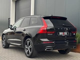 Volvo XC60 Volvo XC60 2.0 T6 AWD R-Design M22 FULL PANO NAVI CLIMATE PDC SPORTVELGEN - afbeelding nr 3