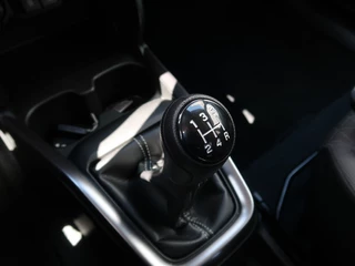 Suzuki Swift Suzuki Swift 1.2 Style Smart Hybrid | Navigatie | Cruise-control | Camera - afbeelding nr 30