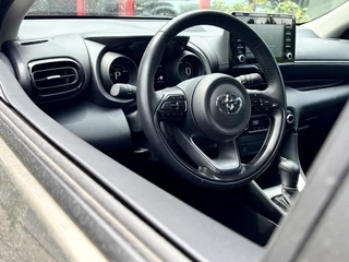Toyota Yaris Toyota Yaris 1.5 Hyb. Dynamic | Adapt. Cruise | CarPlay | Stoelverw. - afbeelding nr 4