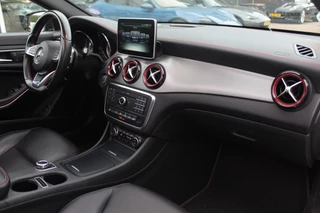 Mercedes-Benz CLA Mercedes-Benz CLA Shooting Brake 250 OrangeArt Edition / Camera / Panoramadak / Memory seats / 18'' / Leder / Groot Navi. / Dodehoek / Nightpakket / Stoelverwarming / Cruise Control - afbeelding nr 13