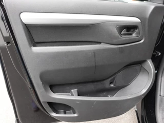 Opel Vivaro Opel Vivaro 145pk Automaat L3H1 Dubbele cabine 6-zits Navigatie Camera Trekhaak Apple carplay Parkeersensoren Cruise control - afbeelding nr 11