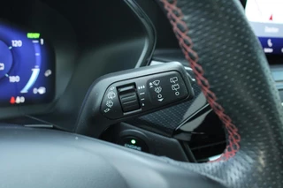 Ford Kuga Ford Kuga 2.5 PHEV ST-Line X |  Trekhaak | Panoramadak | elektrische achterklep | Adaprive Cruise control | dodehoeksensoren | camera | head up display | adaptive LED - afbeelding nr 27