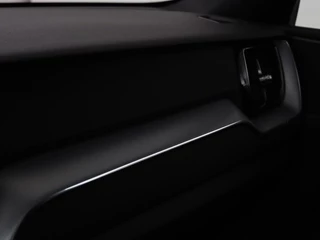 Volvo XC60 Volvo XC60 2.0 D4 Momentum Pro | Trekhaak | Camera |  Half leder | Carplay | Navigatie | Full LED | Climate control | Getint glas | Parkeerhulp - afbeelding nr 24