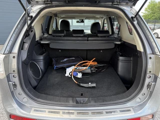 Mitsubishi Outlander Mitsubishi Outlander 2.0 PHEV Instyle 2e Eigenaar,Navi,Schuifdak,Camera,Stoelverwarming,Leder,Clima,Cruise,Pdc V+A,Nieuwe Apk bij Aflevering - afbeelding nr 20