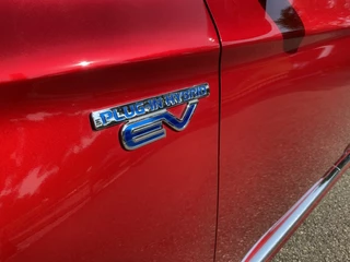 Mitsubishi Outlander Mitsubishi Outlander 2.4 PHEV Intense+ - afbeelding nr 8