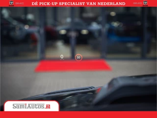 Dodge Ram 1500 Dodge Ram 1500 Limited Demo Night High Output 540HP 706Nm | Massage + Full Option | De Meest Luxe en Volle Pick-Up in zijn Klasse | Comfortabele Dubbele Cabine met Royale 5 Zitplaatsen | BPM vrij | Nu Leverbaar uit Voorraad | Voorraad Nr 2263 - V76JVF - afbeelding nr 26