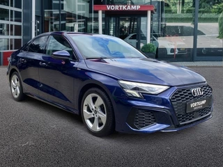 Audi A3 Audi A3 30 TFSI S-LINE MATRIX-LED/PDC/STOELVERW/PDC/NAVI - afbeelding nr 3