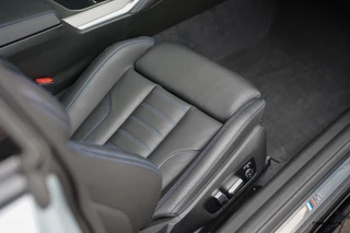 BMW 2 Serie BMW 2-serie Coupé M240i xDrive | Schuifdak | M-sportstoelen | M Perf | HUD | Active cruise | Eibach | Rijdersauto Edition - afbeelding nr 67