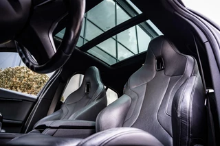 BMW 1 Serie BMW 1-serie M135i xDrive High Executive|PANO|MAXTON|19'' - afbeelding nr 10