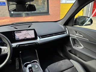 BMW X1 BMW X1 sDrive20i M-Sport Panorama Trekhaak Camera 18'' LED - afbeelding nr 17