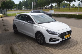 Hyundai i30 Hyundai i30 1.0 T-GDi MHEV Comfort Smart Navi NL-auto - afbeelding nr 4