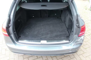 Mercedes-Benz C-Klasse Mercedes C-klasse Estate 180 AMG-Line Leder/Camera/18Inch/NAP - afbeelding nr 12