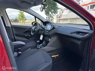 Peugeot 208 Peugeot 208 1.2 PureTech Blue Lion 1e Led Cruise Airco NAP! - afbeelding nr 6