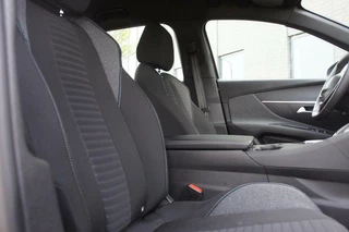 Peugeot 3008 Peugeot 3008 1.2  PT 130pk Aut Camera|CarPlay|I-Cockpit|Navi - afbeelding nr 19