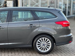 Ford Focus Ford Focus Wagon 1.0 Dealeronderhouden Navi Cruise Distr. VV Vol optie Parkeerhulp+sensor Nieuwe APK - 2e eigenaar - afbeelding nr 32