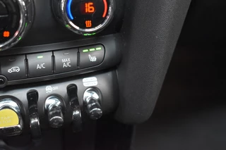 MINI Electric MINI Electric Mini Resolute edition 33 kWh Pano automaat resolute edition 135kw 1e eigenaar n.a.p. Pano / Leder / Harman Kardon / Head Up / Camera / Keyless - afbeelding nr 15