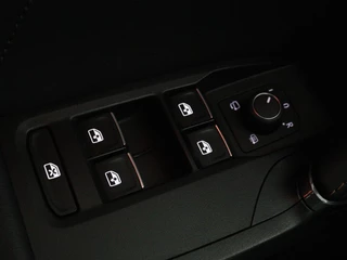 CUPRA Formentor CUPRA Formentor 2.0 TSI VZ | 310pk | Panoramadak | Leder |  Trekhaak | Stoel & stuurverwarming | Carplay | Adaptive cruise | Camera | Keyless | Full LED | Sportstoelen - afbeelding nr 38