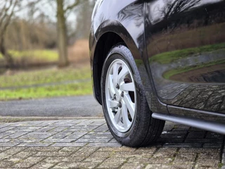 Mitsubishi Space Star Mitsubishi Space Star 1.2 Intense | CARPLAY | CLIMA | CRUISE - afbeelding nr 3