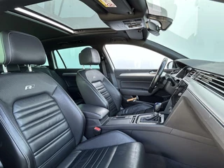 Volkswagen Passat Volkswagen Passat Variant 1.4 TSI ACT Highline Business R 20