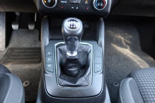 Ford Focus Ford Focus 1.0 Ecoboost. Tend Edition Business NAVI, Winterpack, PDC - afbeelding nr 13
