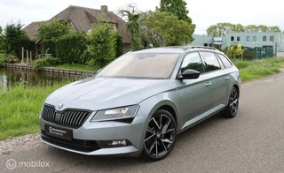 Škoda Superb Skoda Superb Combi 2.0 TSI 4x4 Sportline / Pano / Canton - afbeelding nr 1